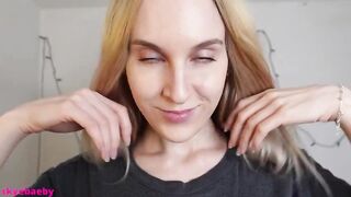 Sofie Skye - neck fetish - daddy likes my sexy neck